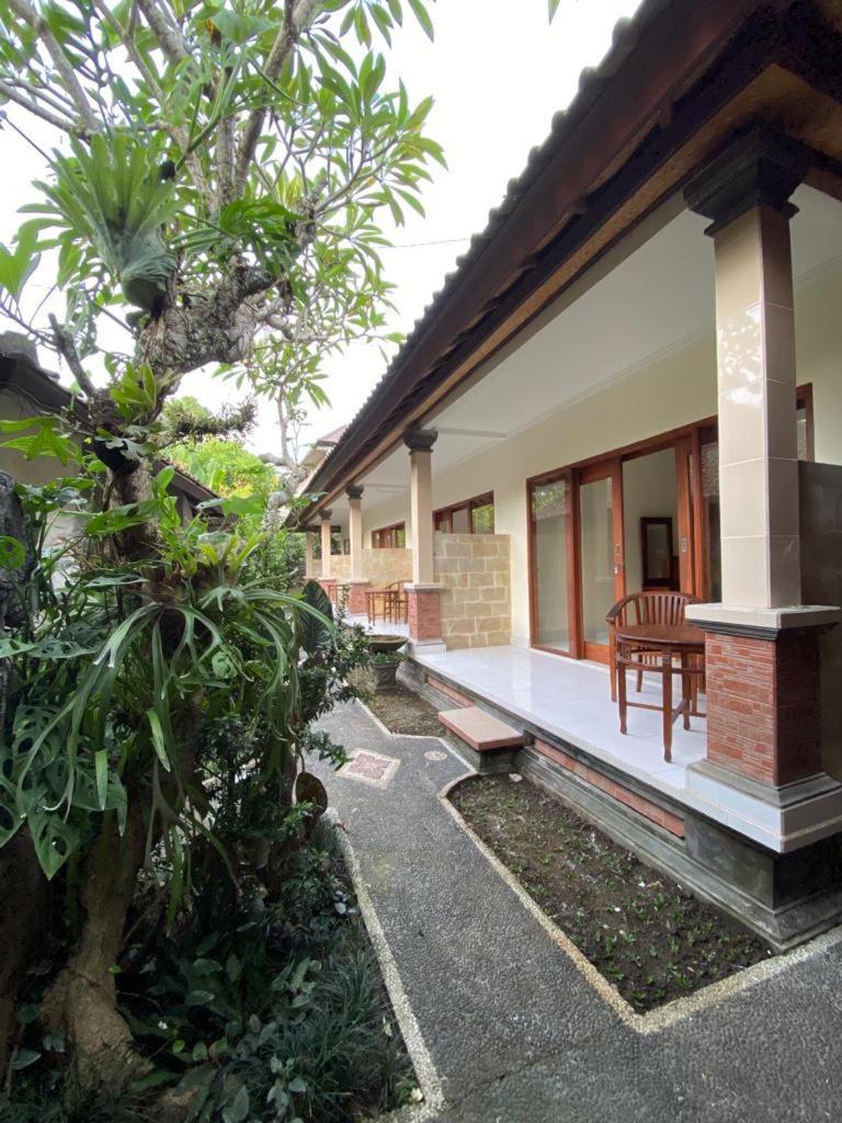 Nataliya Homestay أوبود الغرفة الصورة